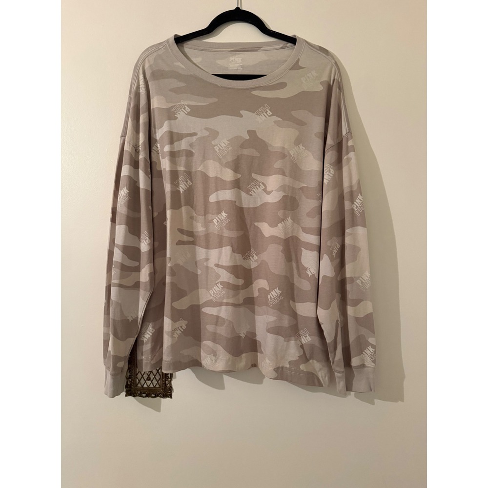 PINK Victoria's Secret Oversized Camo Long Sleeve T-Shirt Logo One Size